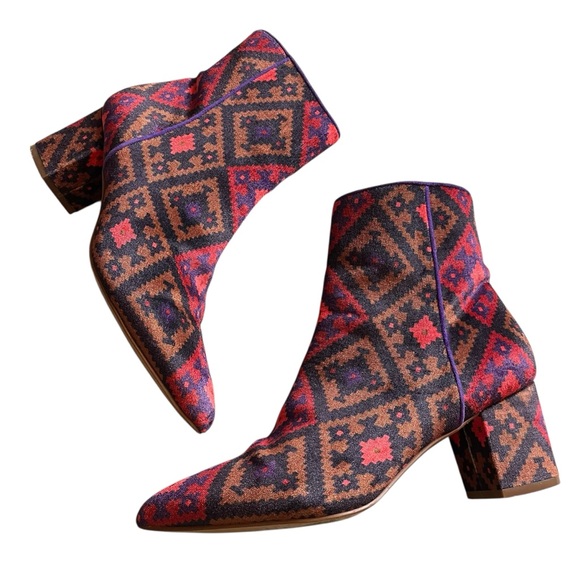 Brian Atwood B-Kelsi Tribal Print Fabric Block Heel Booties Size 7 - Picture 1 of 9